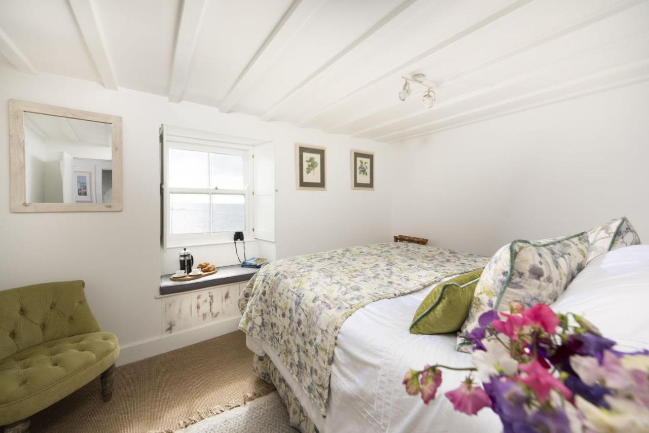 Mariners Cottage Mousehole Bagian luar foto